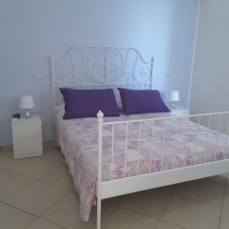Iriss Bed & Breakfast ตาออร์มินา ภายนอก รูปภาพ