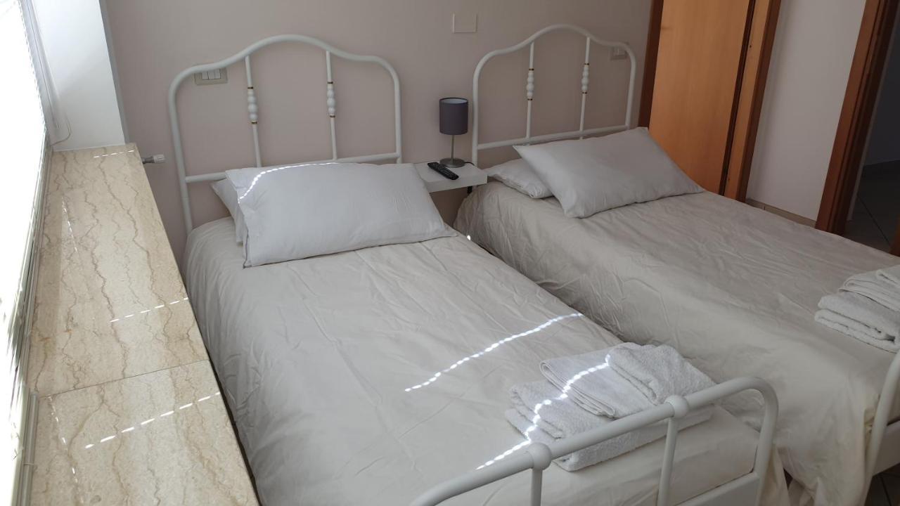 Iriss Bed & Breakfast ตาออร์มินา ภายนอก รูปภาพ